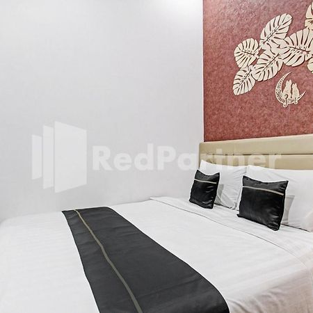 Hotel House N Coffee 55 Temanggung Redpartner Exterior foto